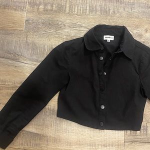 Superdown black cropped button down. Worn buttoned or unbuttoned with bralette